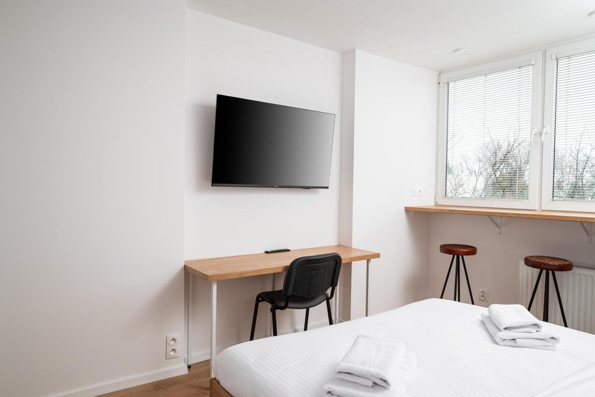 Krasinski Garden Comfort Apartment Warsaw Exterior photo